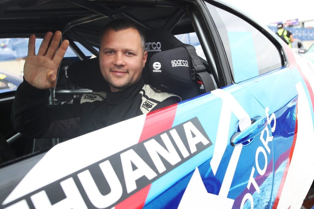 www.driftas.eu Andrius Vasiliauskas FIA