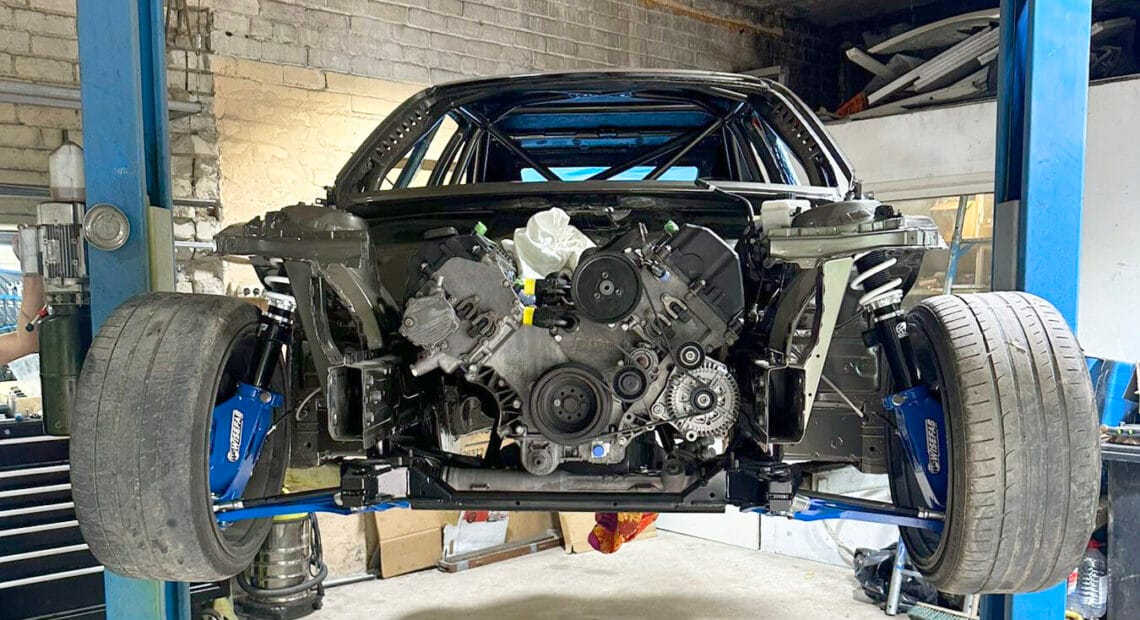 BMW F22