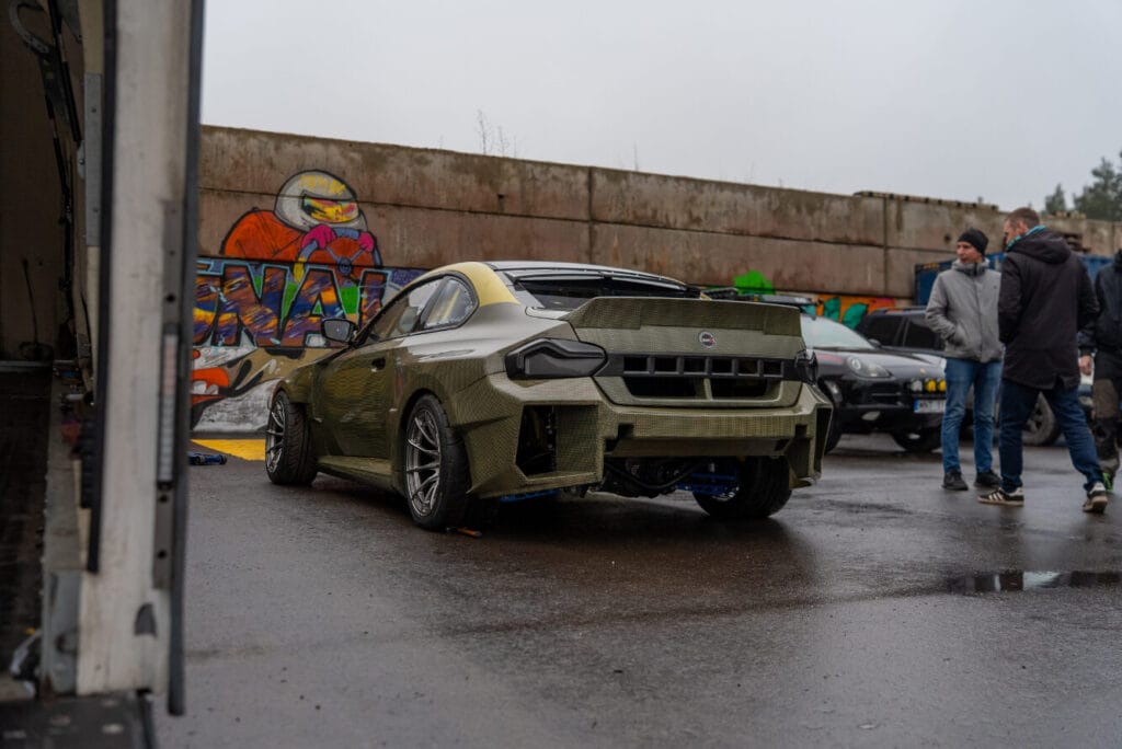 B. Čirba pristato naują bolidą