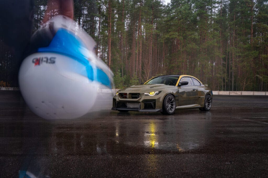 B. Čirba pristato naują bolidą