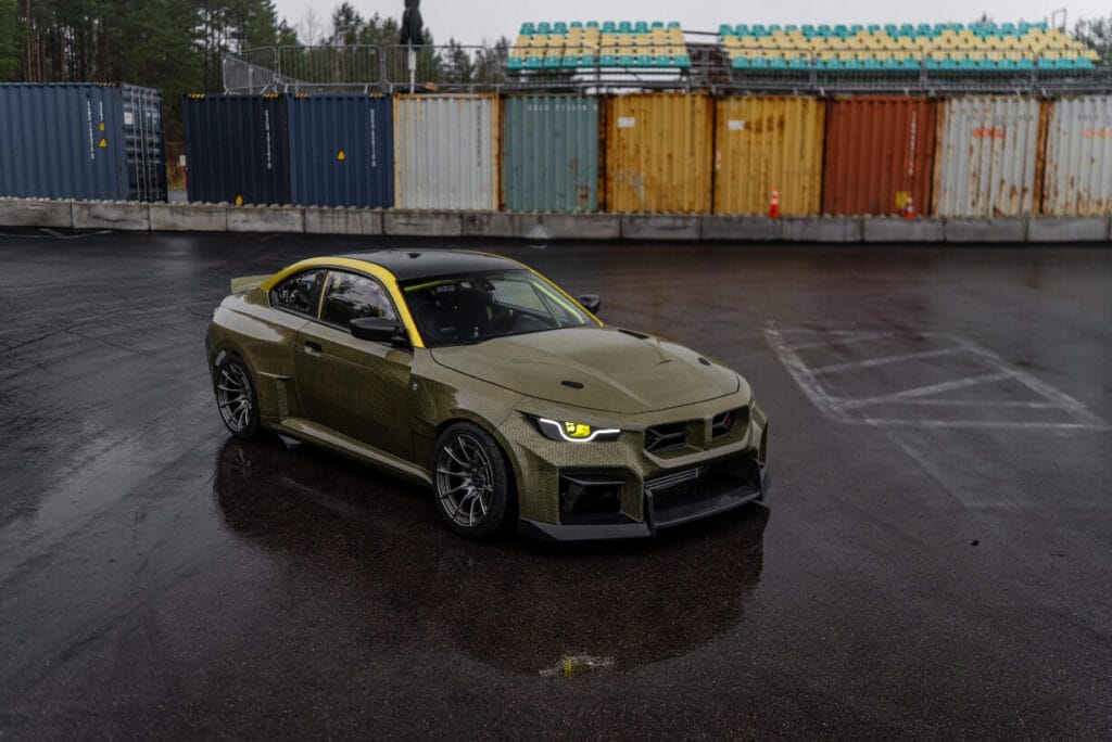 B. Čirba pristato naują bolidą