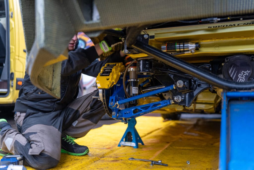 B. Čirba pristato naują bolidą