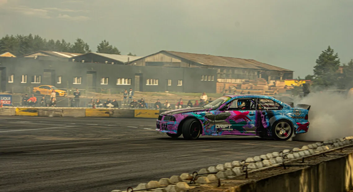 Drift grounds