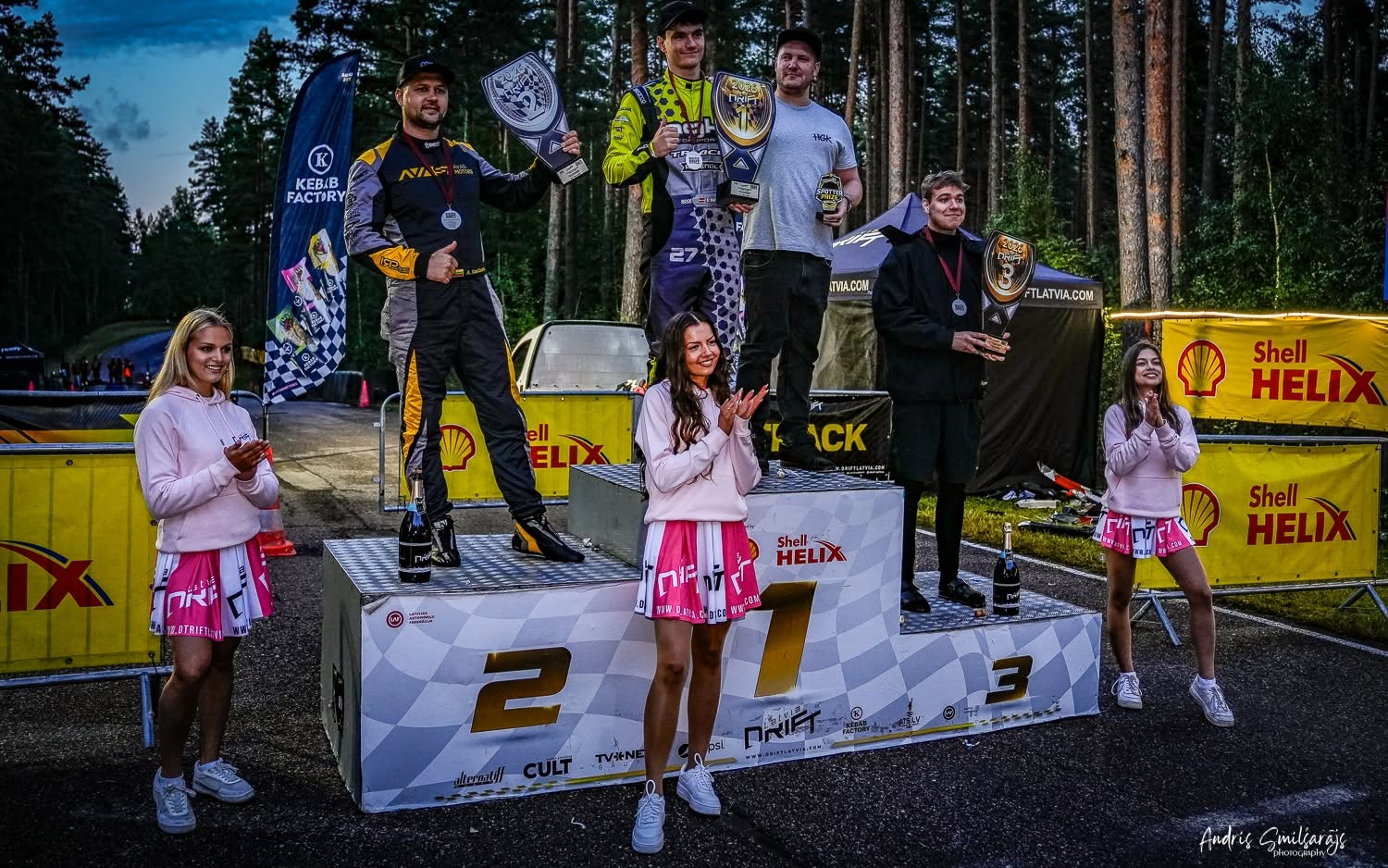 www.driftas.eu Raganų katilas